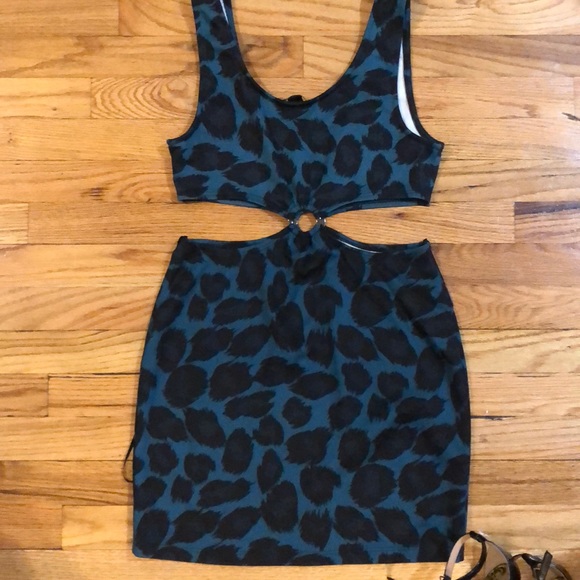 Jungle print blue dress!! - Picture 4 of 4